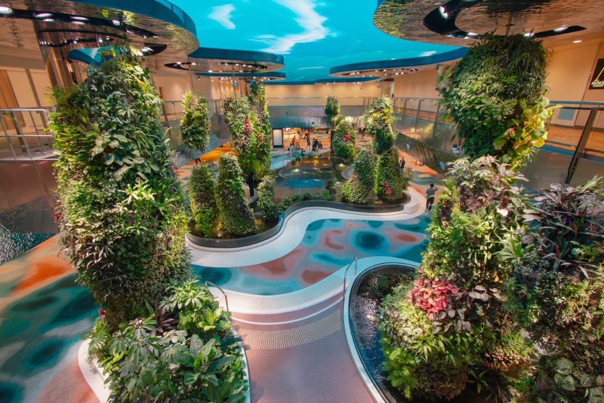 Interior of Changi Airport Terminal 2