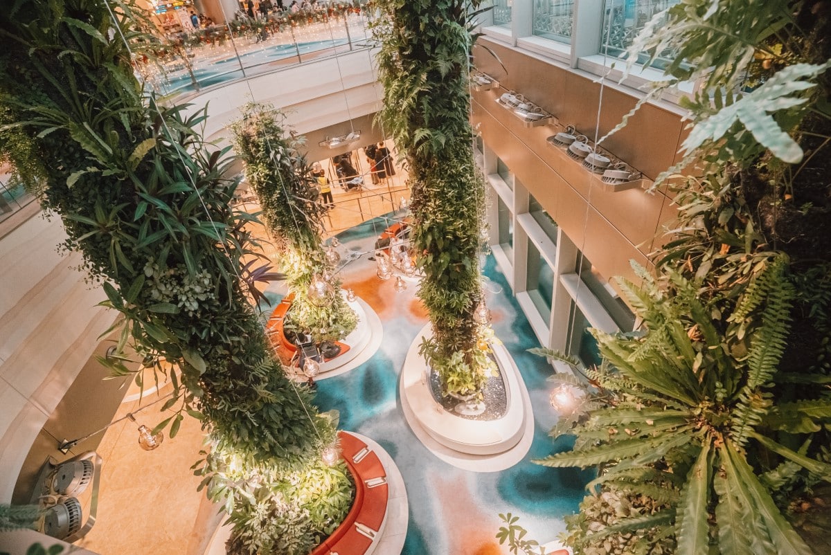 Interior of Changi Airport Terminal 2